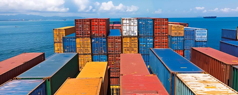 One container, one quote — from port to your customer Image