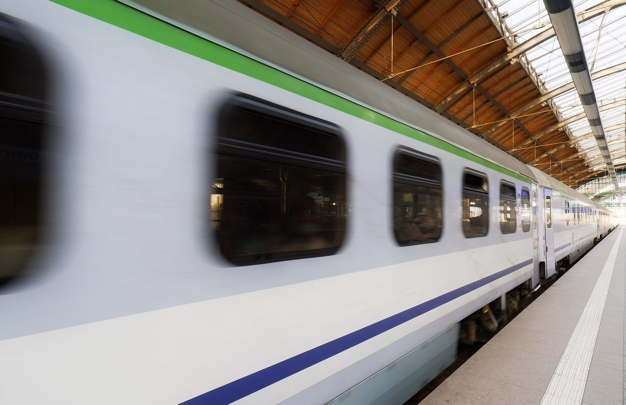 Cross Borders Without Compromising Speed or Compliance Image